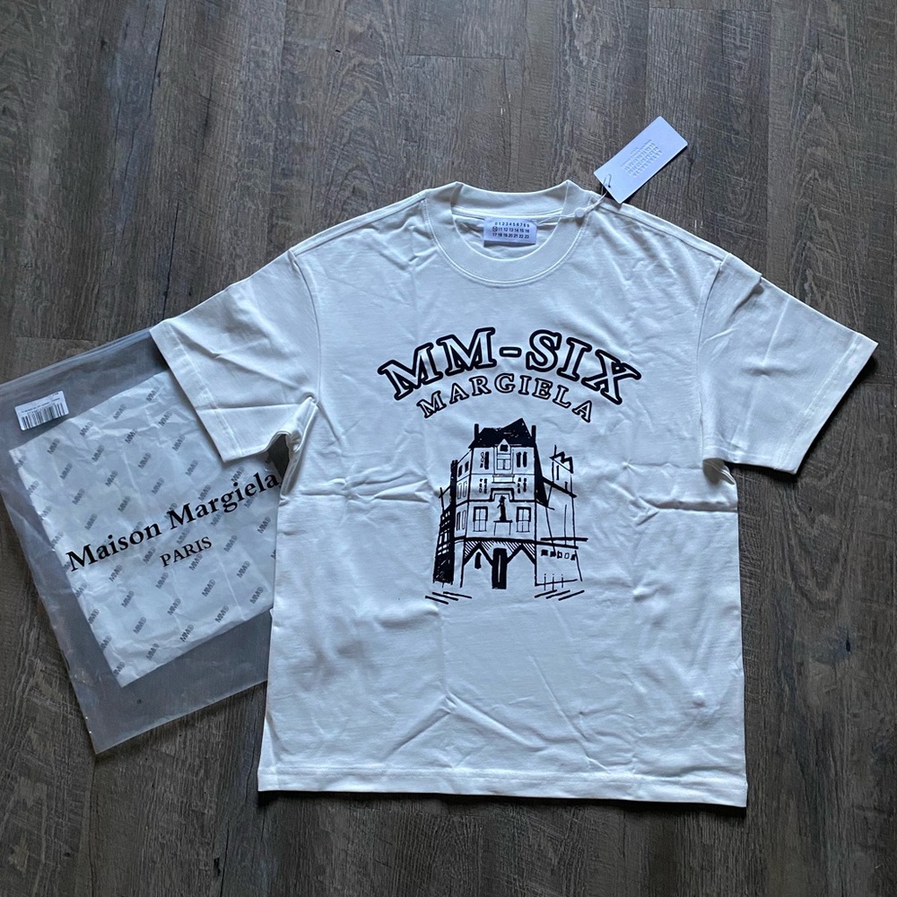 Maison Martin Margiela White Short Sleeve Tee with Black Graphic Print
